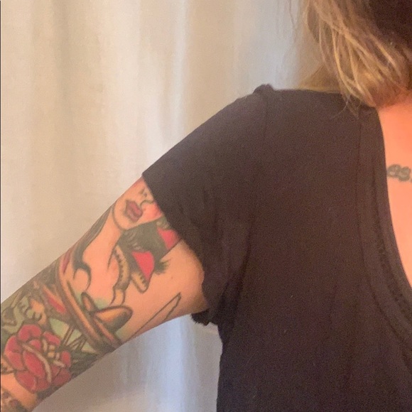 Black t shirt - Picture 2 of 2